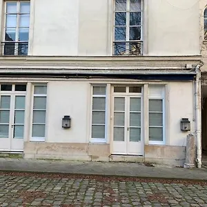 De Luxe - Petit Varenne Paris
