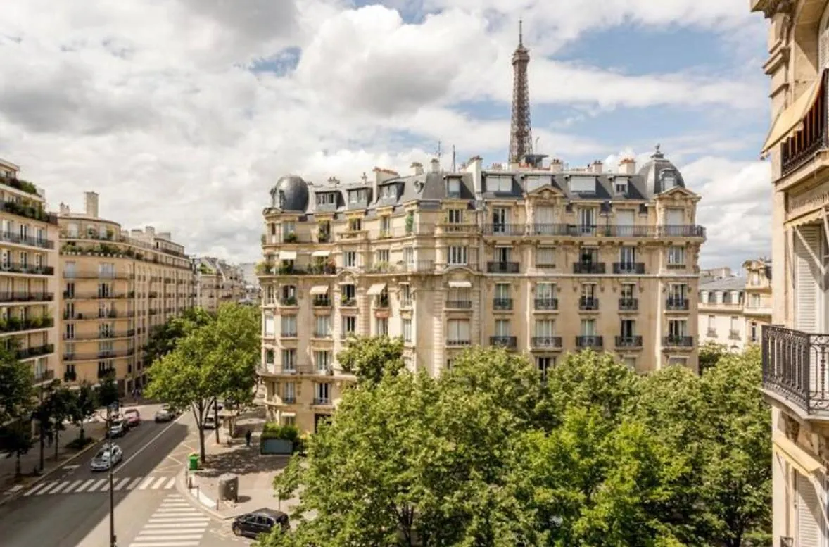 Luxury Suites Tour Eiffel Best View Parigi Francia