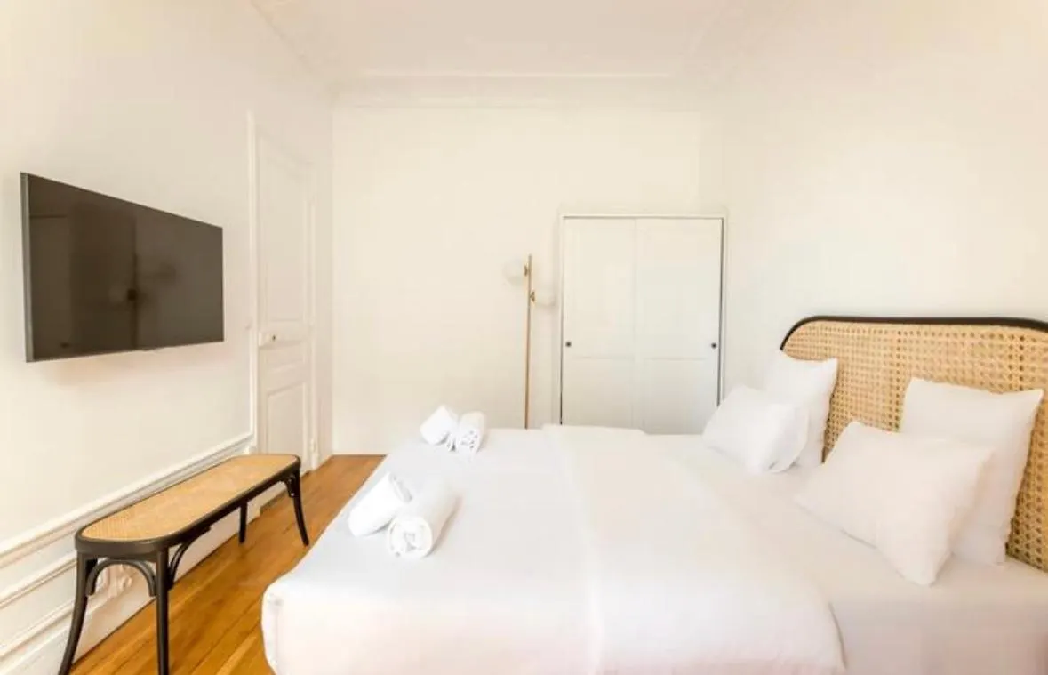 Bed & Breakfast Luxury Suites Tour Eiffel Best View Parigi Francia