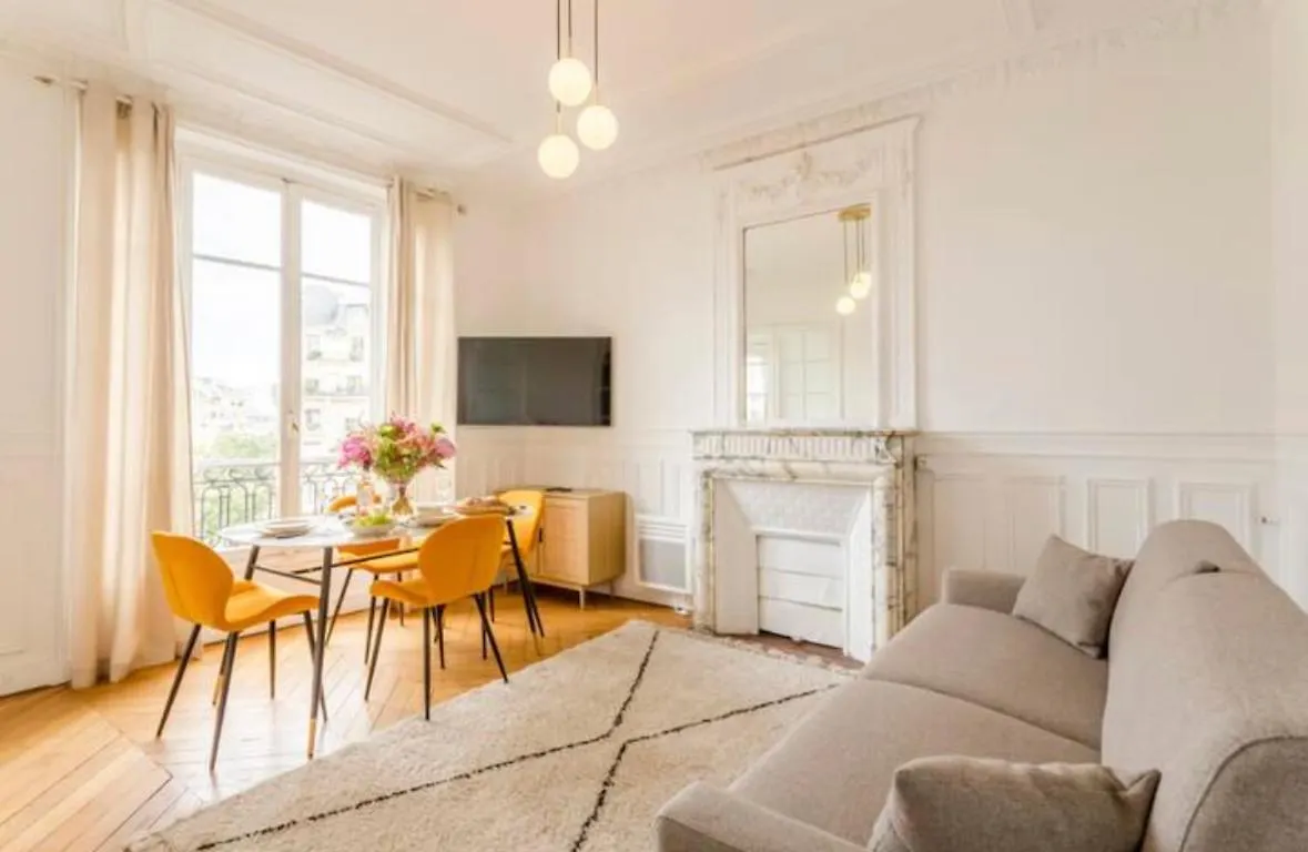 Luxury Suites Tour Eiffel Best View Parigi Bed & Breakfast
