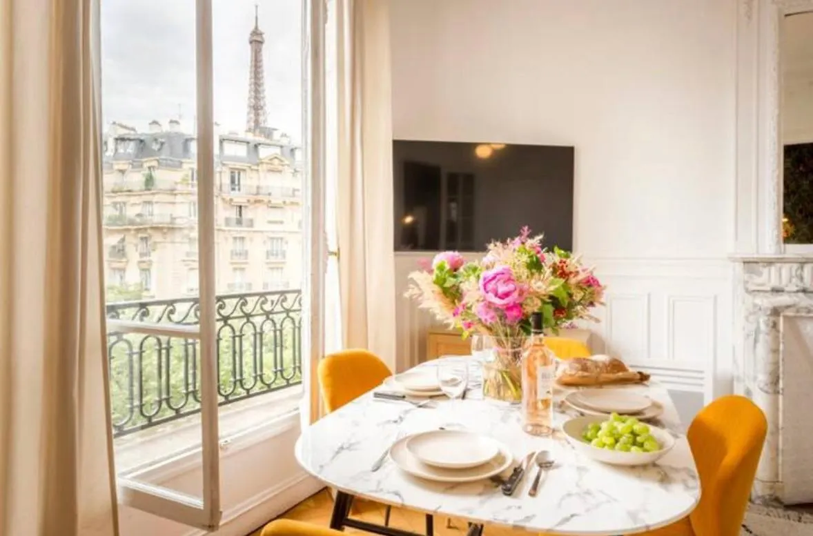 Bed & Breakfast Luxury Suites Tour Eiffel Best View Parigi