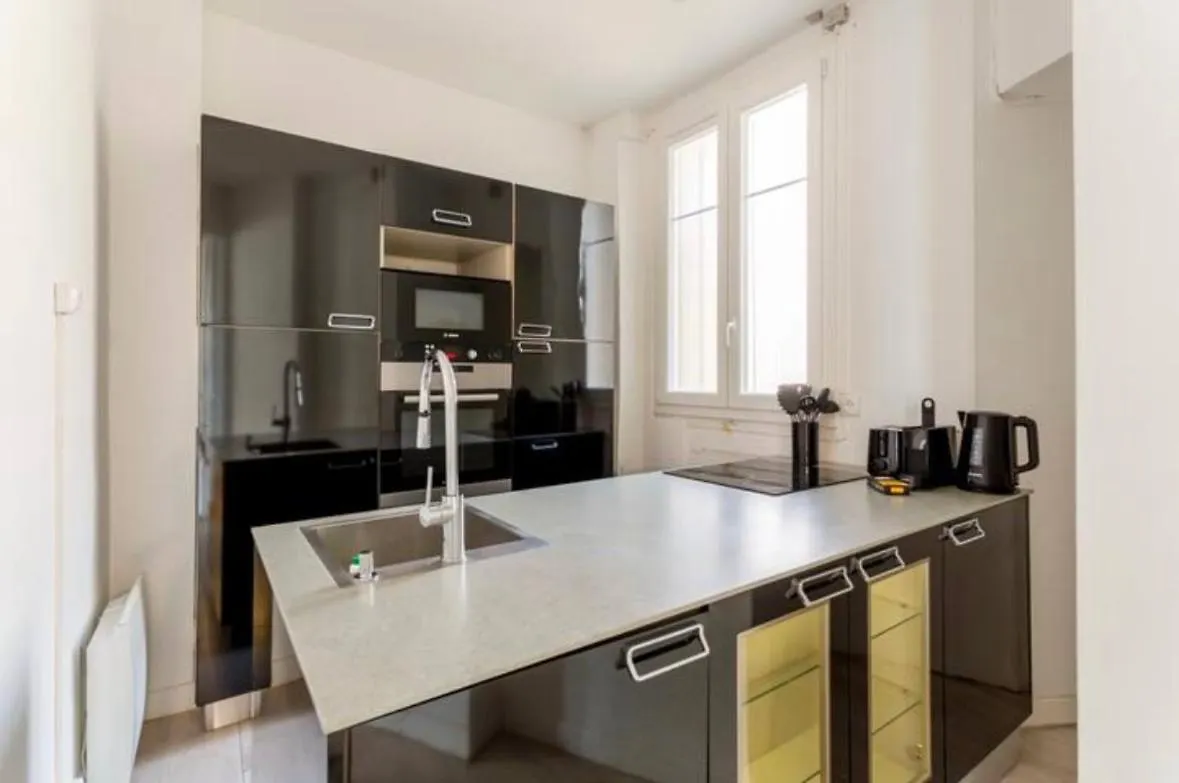 Bed & Breakfast Luxury Suites Tour Eiffel Best View Parigi Francia