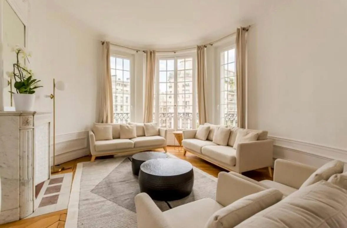 Bed & Breakfast Luxury Suites Tour Eiffel Best View Parigi